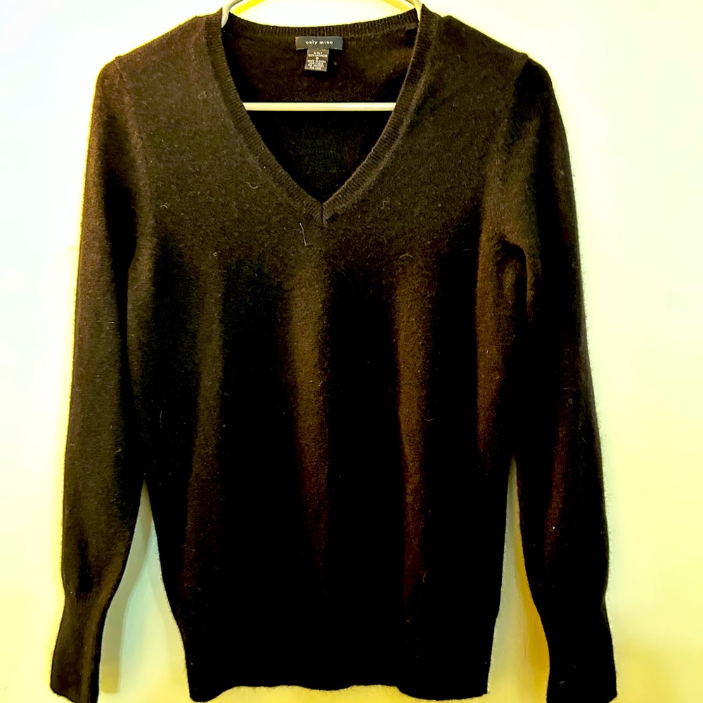 Black v-neck 100% cashmere sweater.  Size small.